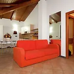 Appartamenti Residence Montebello, Relax Con Giardino E Piscina