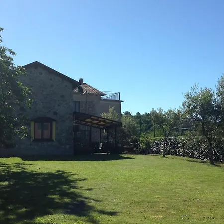 アパート Montebello, Relax Con Giardino E Piscina *