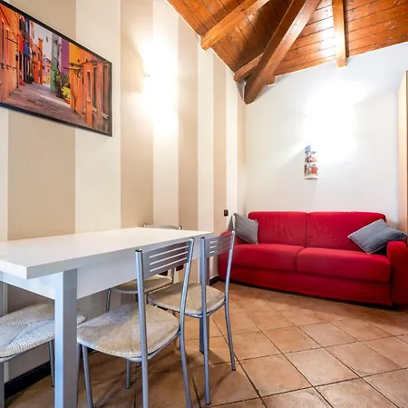 Montebello, Relax Con Giardino E Piscina