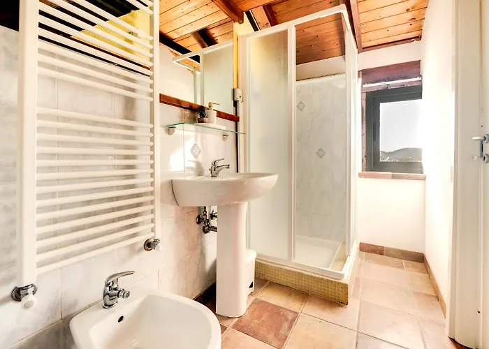 338 - Montebello Di Pietra F, Relax Con Giardino E Piscina Apartman Bolano