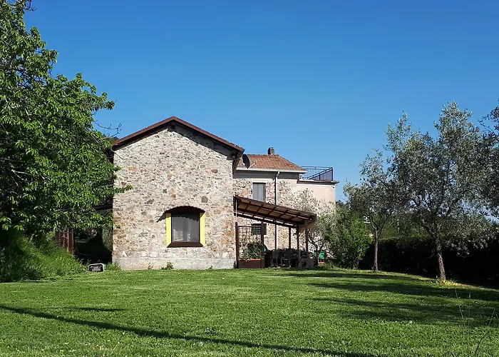 338 - Montebello Di Pietra F, Relax Con Giardino E Piscina Bolano