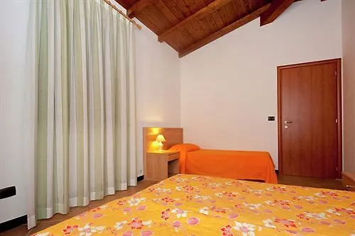 Apartman 338 - Montebello Di Pietra F, Relax Con Giardino E Piscina Bolano